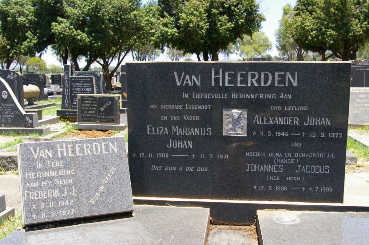 HEERDEN Eliza Marianus Johan, van 1908-1971 &amp; Johannes Jacobus HORN 1906-1996
