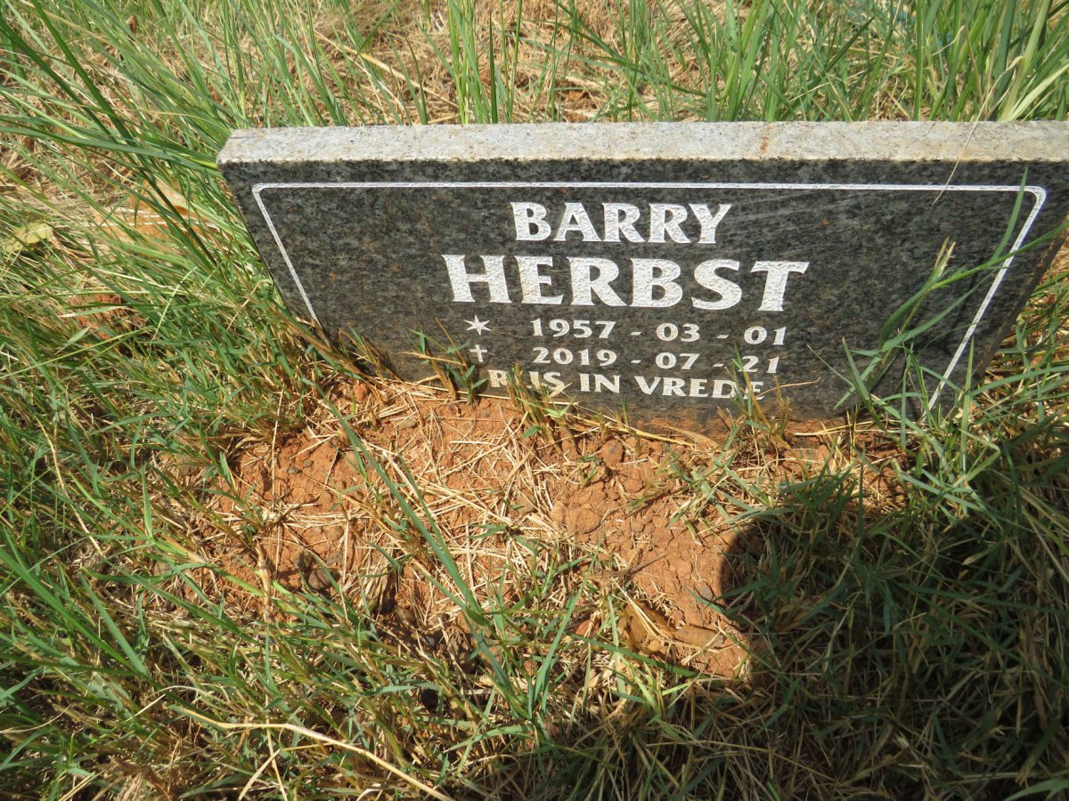 HERBST Barry 1957-2019