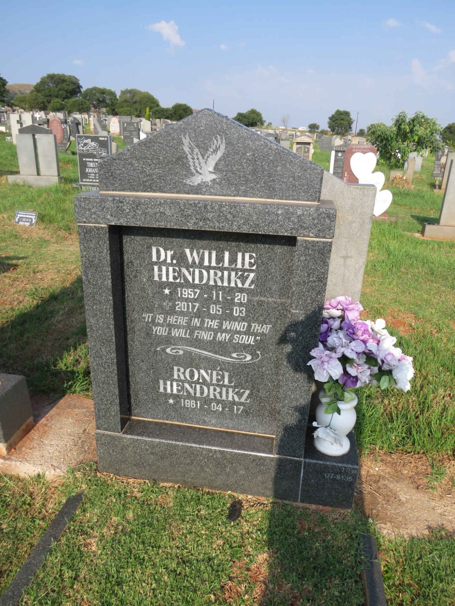 HENDRIKZ Willie 1957-2017 & Ronel 1961-
