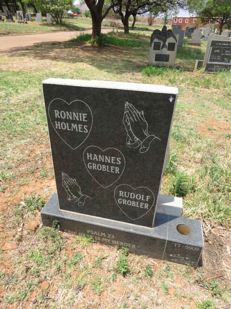 HOLMES Ronnie :: GROBLER Hannes :: GROBLER Rudolf