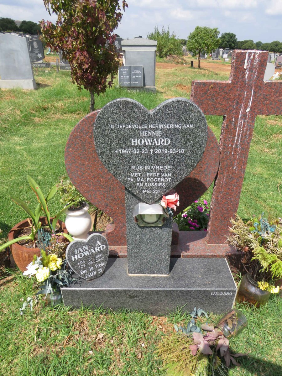 HOWARD Jan A. 1941-2022 :: HOWARD Hennie 1967-2019
