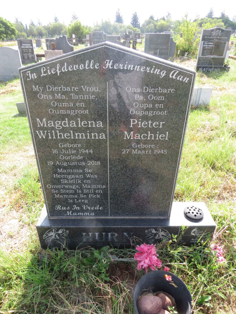 HURN Pieter Machiel 1945- & Magdalena Wilhelmina 1944-2018