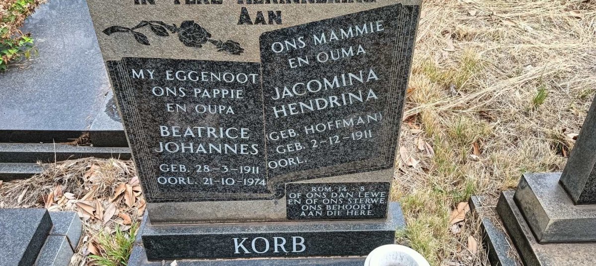 KORB Beatrice Johannes 1911-1974 & Jacomina Hendrina HOFFMAN 1911-