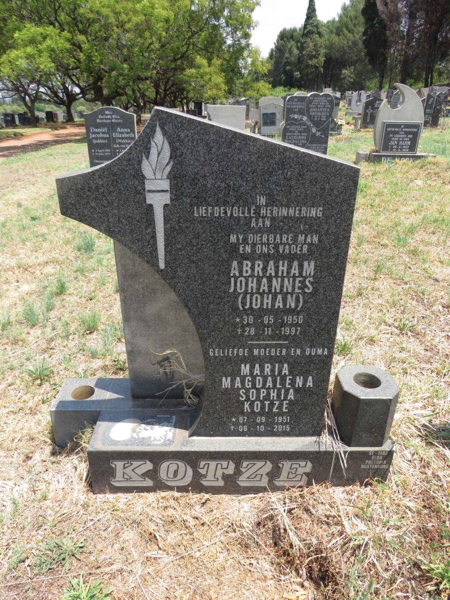 KOTZE Abraham Johannes 1950-1997 & Maria Magdalena Sophia 1951-2015