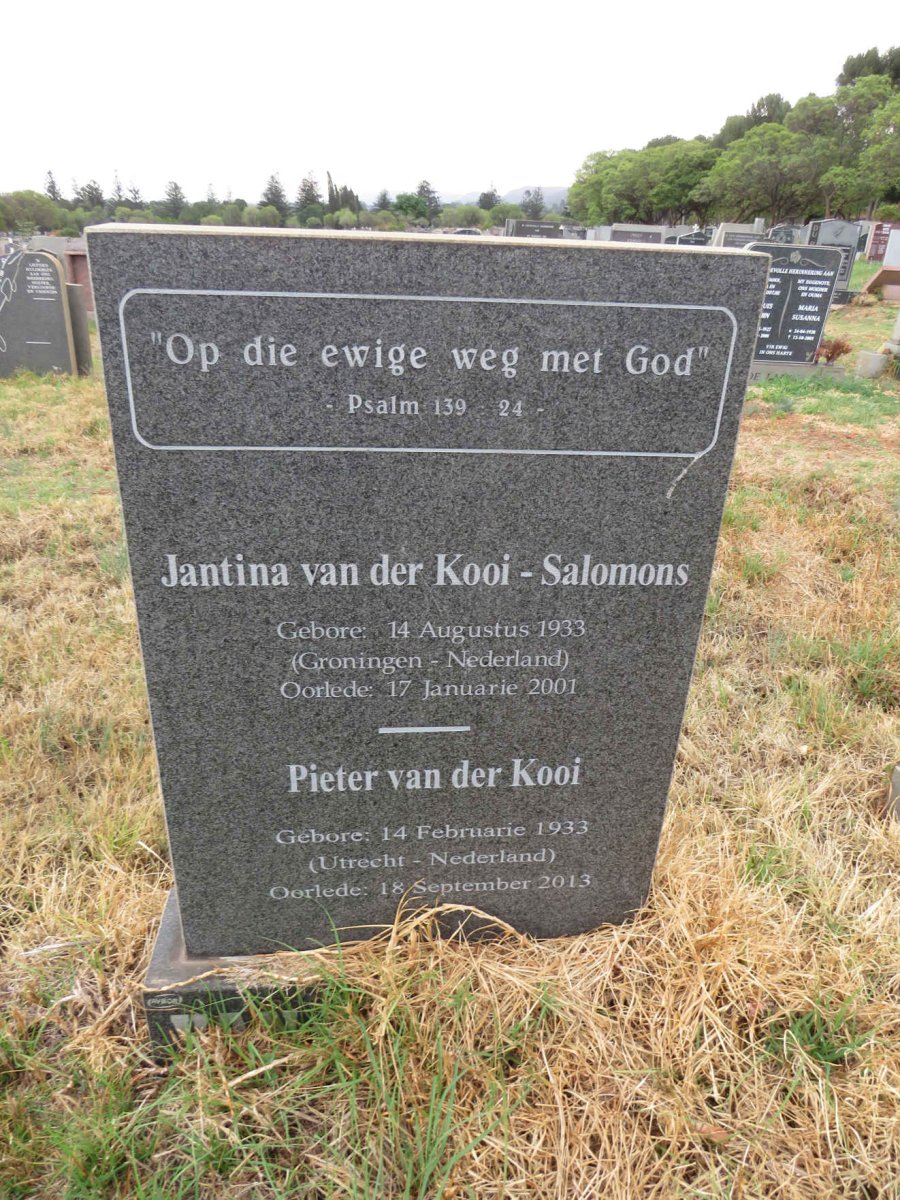 KOOI Pieter, van der 1933-2013 & Jantina SALOMONS 1933-2001