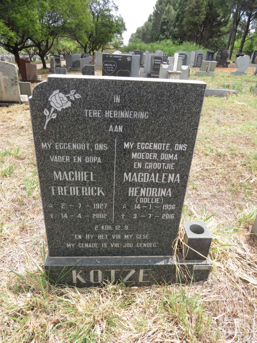 KOTZE Machiel Frederick 1927-2002 & Magdalena Hendrina 1936-2016