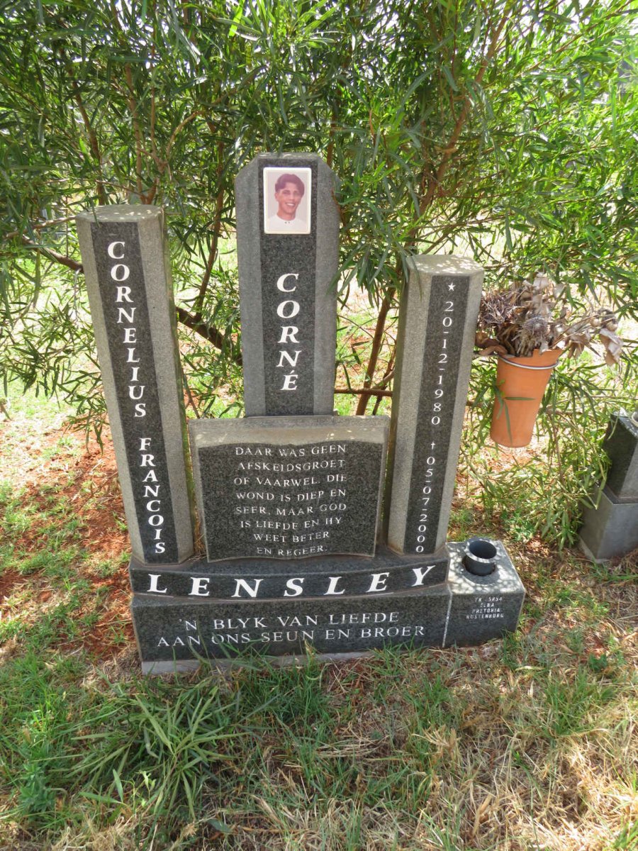 LENSLEY Cornelius Francois 1980-2000 