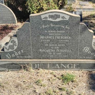 LANGE Johannes Frederick, de 1888-1962 &amp; Margaretha Petronella DE LANGE 1898-1975