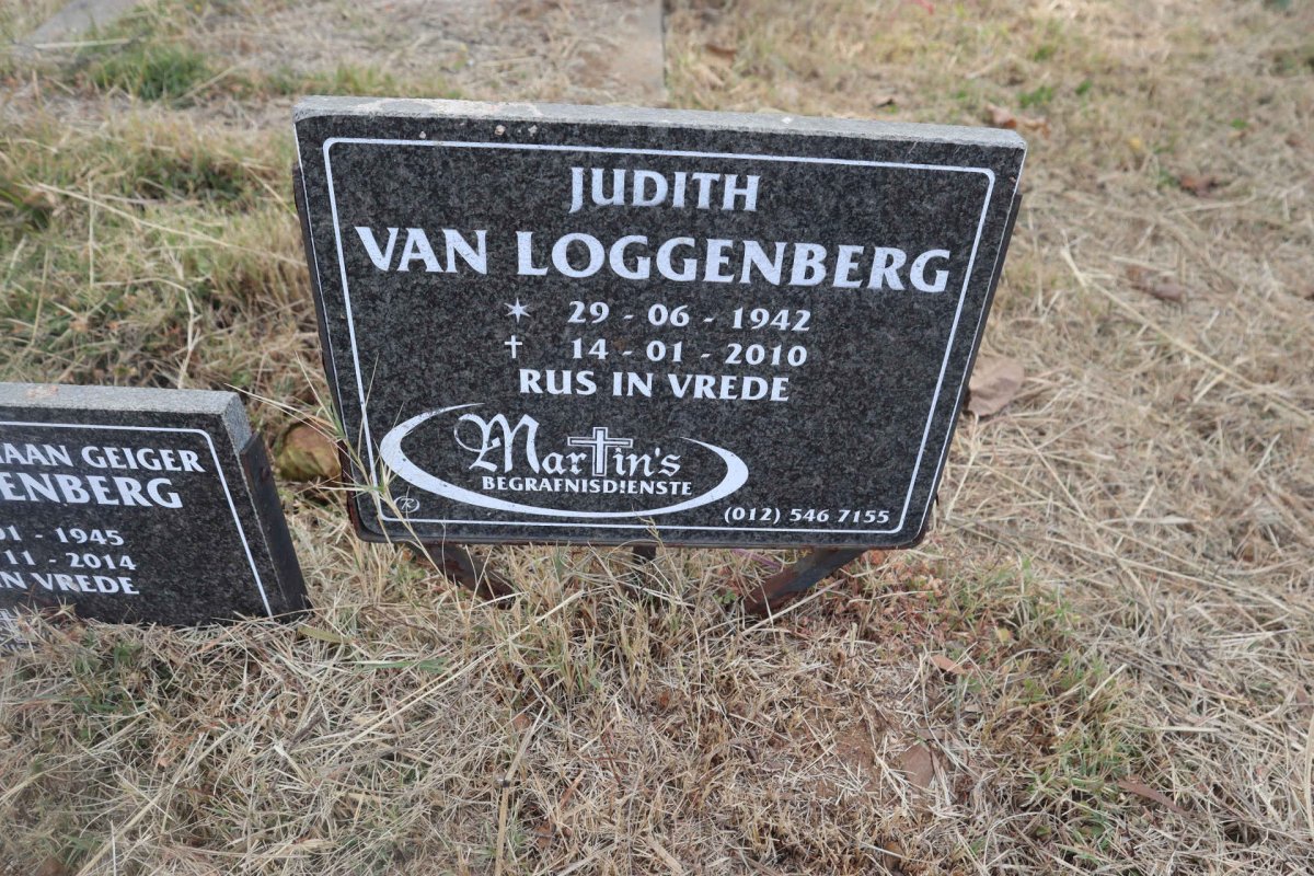 LOGGENBERG Gunther Christiaan Geiger, van 1945-2014 & Judith 1942-2010 _2