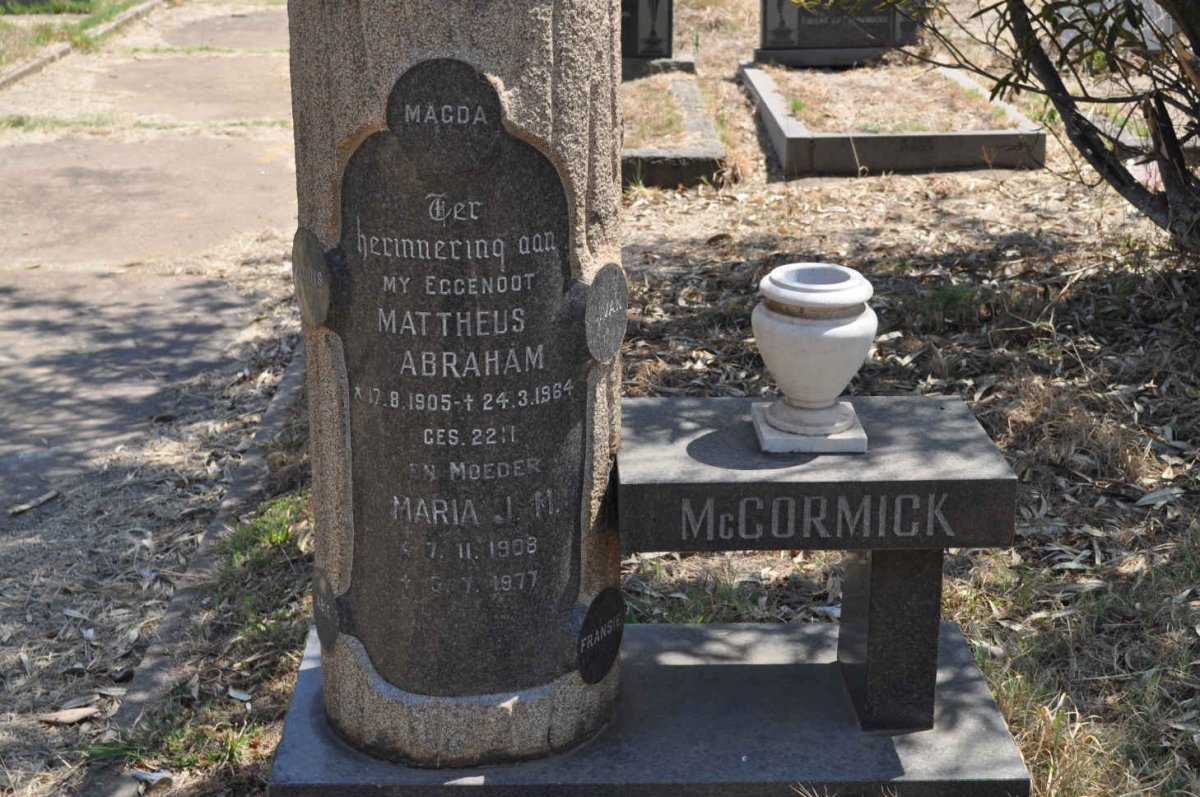 McCORMICK Mattheus Abraham 1905-1964 &amp; Maria J.M. 1908-1977