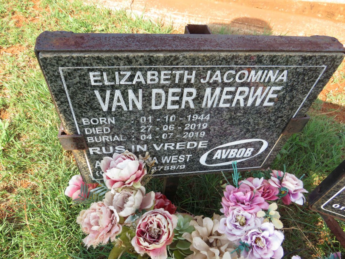 MERWE Leonard Peter, van der 1947-2015 & Elizabeth Jacomina 1944-2019 _2