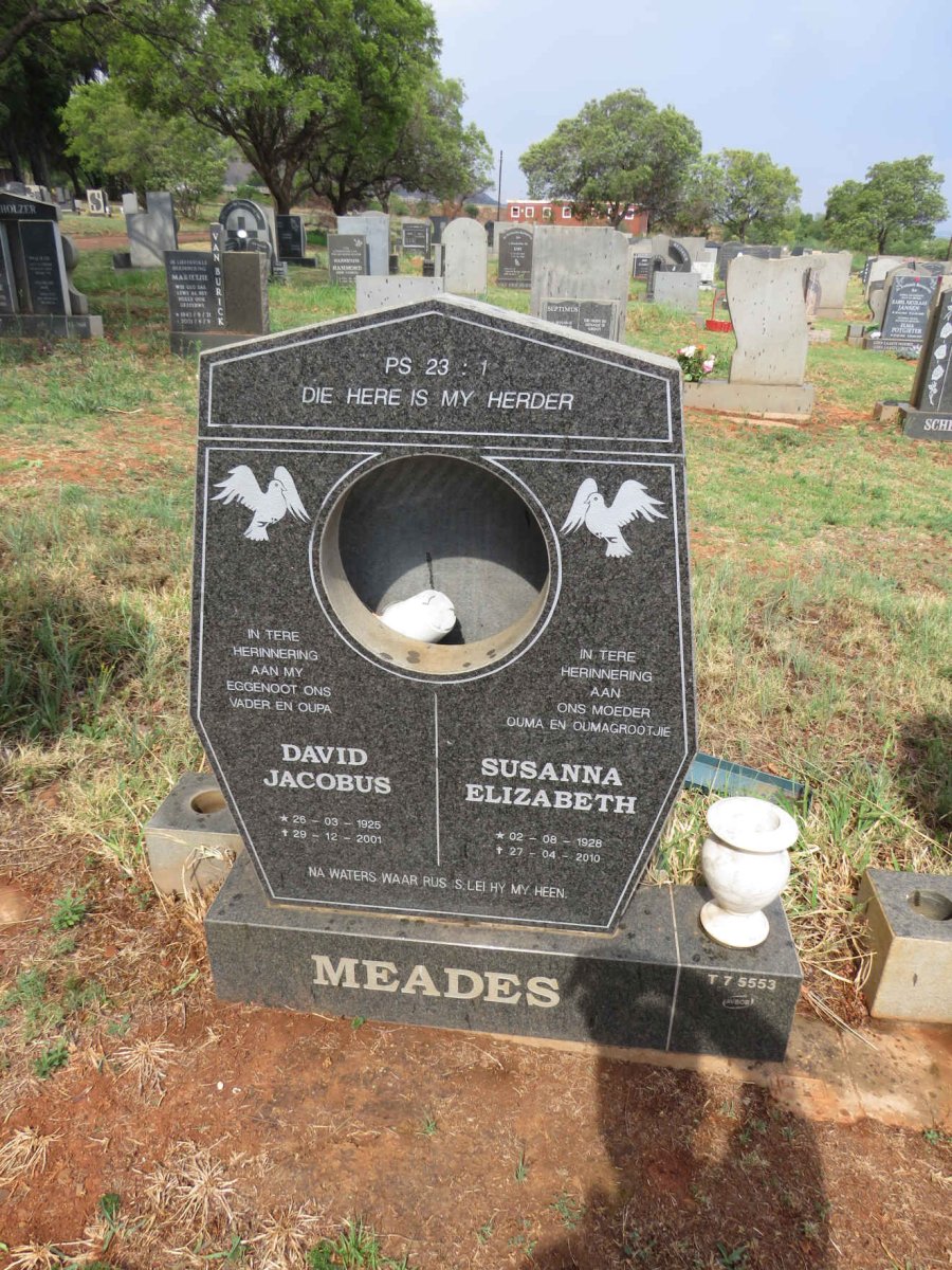 MEADES David Jacobus 1925-2001 & Susanna Elizabeth 1928-2010