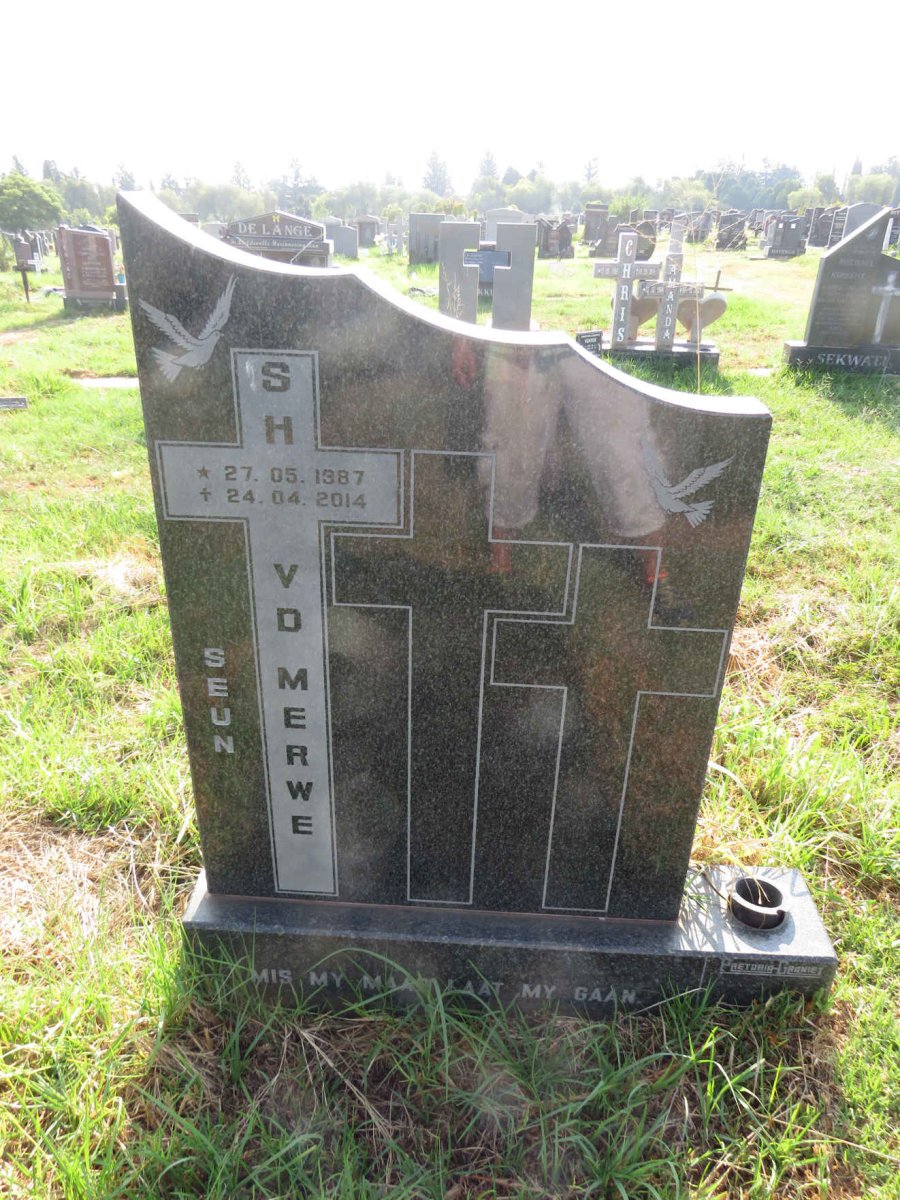 MERWE S.H., van der 1987-2014