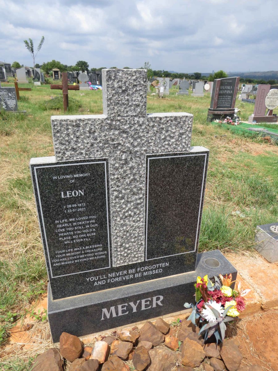 MEYER Leon 1972-2021