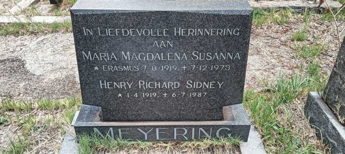 MEYERING Henry Richard Sidney 1919-1987 & Maria Magdalena Susanna ERASMUS 1919-1973