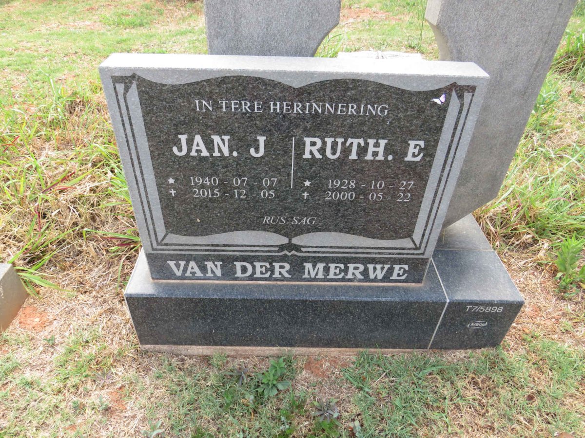 MERWE Ruth E., van der 1928-2000 :: VAN DER MERWE Jan J. 1940-2015