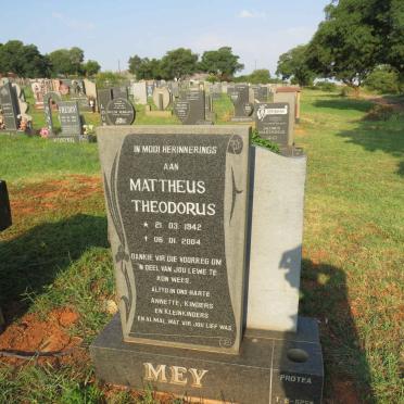 MEY Mattheus Theodorus 1942-2004