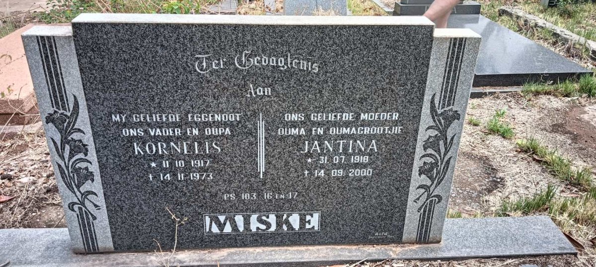 MISKE Kornelis 1917-1973 & Jantina 1918-2000 