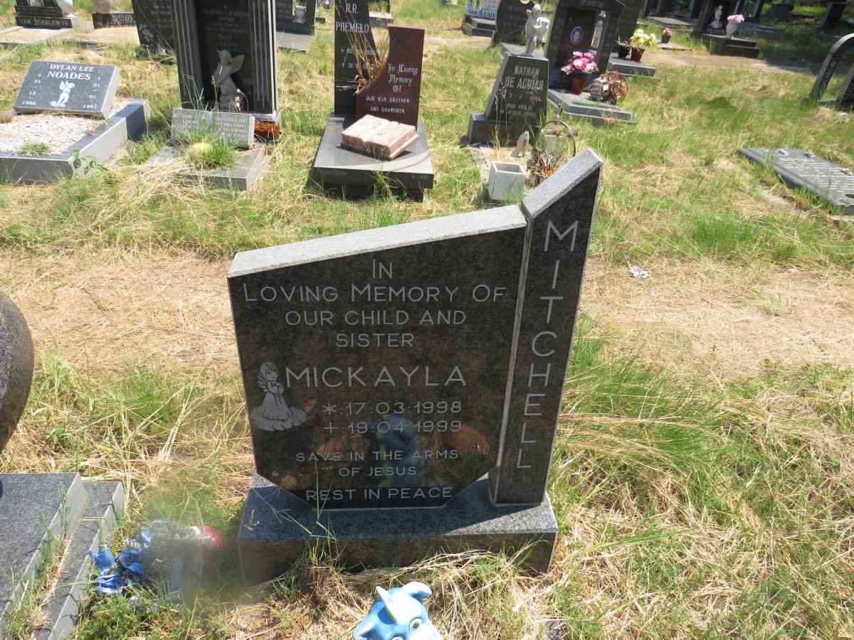 MITCHELL Mickayla 1998-1999