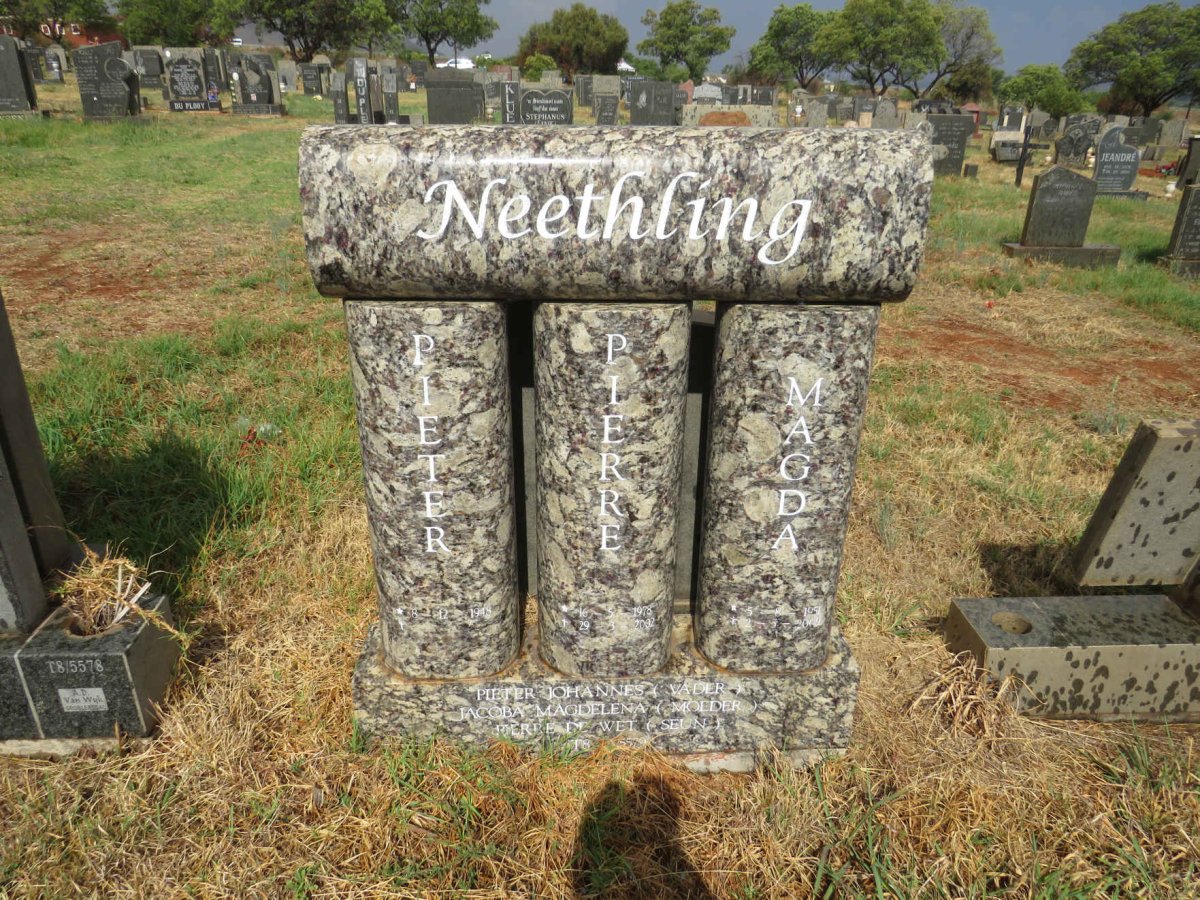 NEETHLING Pieter Johannes 1948- & Jacoba Magdelena 1951-2009 :: NEETHLING Pierre De Wet 1978-2002