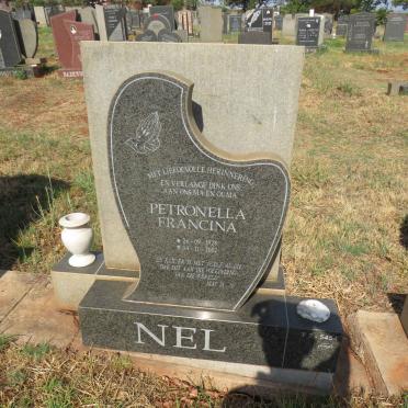 NEL Petronella Francina 1928-2002