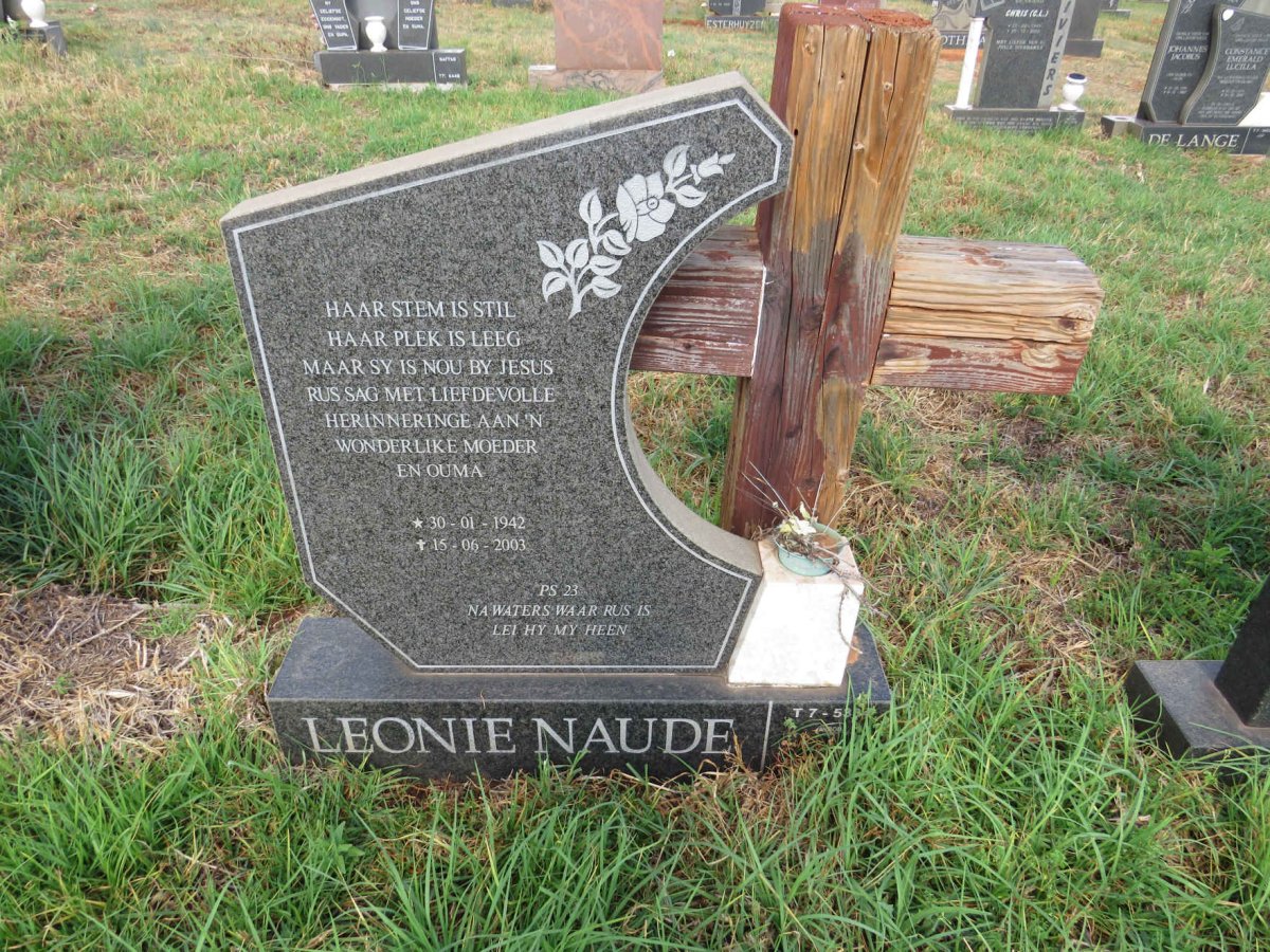 NAUDE Leonie 1942-2003