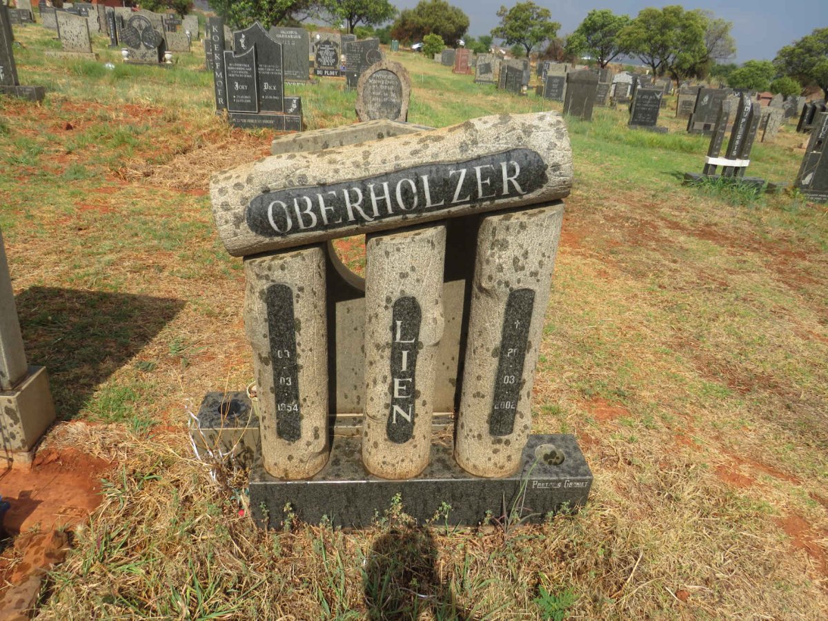 OBERHOLZER Lien 1954-2002