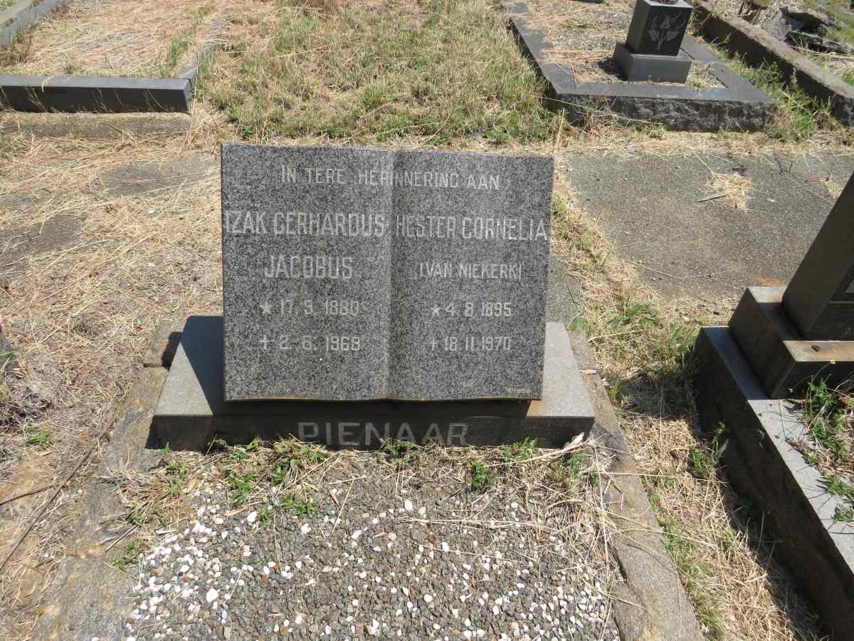 PIENAAR Izak Gerhardus Jacobus 1880-1968 & Hester Cornelia VAN NIEKERK 1895-1970