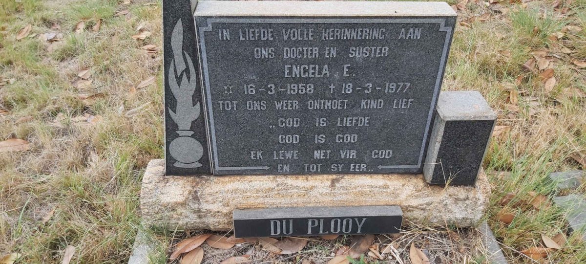 PLOOY Engela E., du 1958-1977