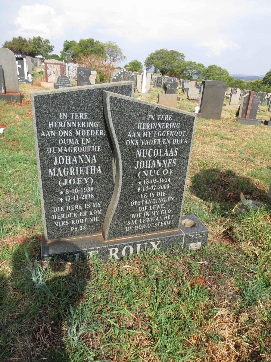 ROUX Nucolaas Johannes, le 1934-2003 & Johanna Magrietha 1938-2018