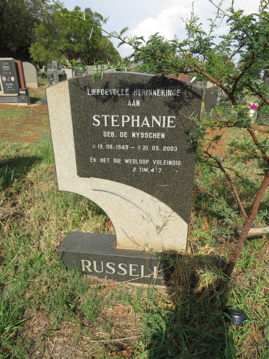 RUSSELL Stephanie nee DE NYSSCHEN 1949-2003