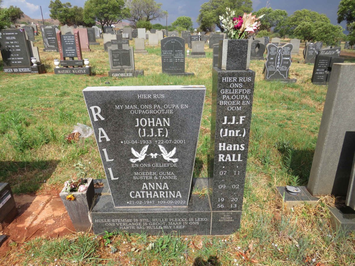 RALL J.J.F. 1933-2001 & Anna Catharina 1947-2022 :: RALL J.J.F. 1956-2013