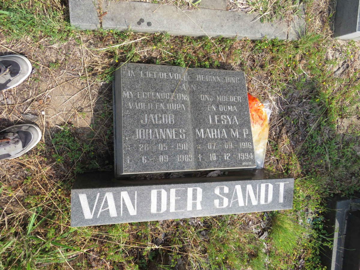 SANDT Jacob Johannes, van der 1911-1983 & Lesya Maria M.P. 1916-1994
