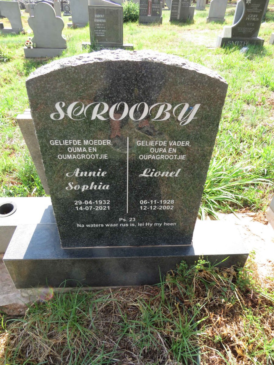 SCROOBY Lionel 1928-2002 & Annie Sophia 1932-2021