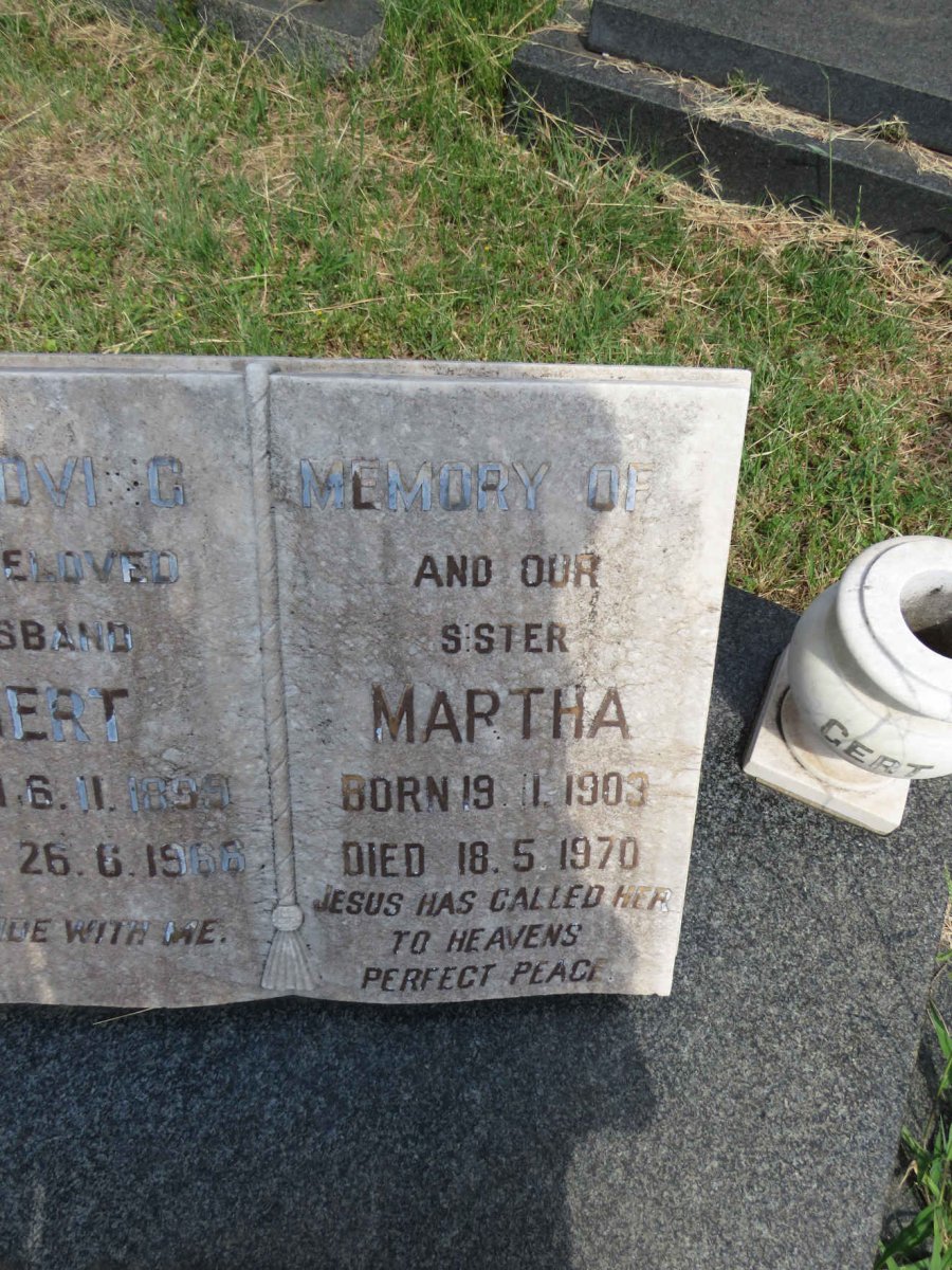 SMITH Gert 1899-1966 & Martha 1903-1970 _3