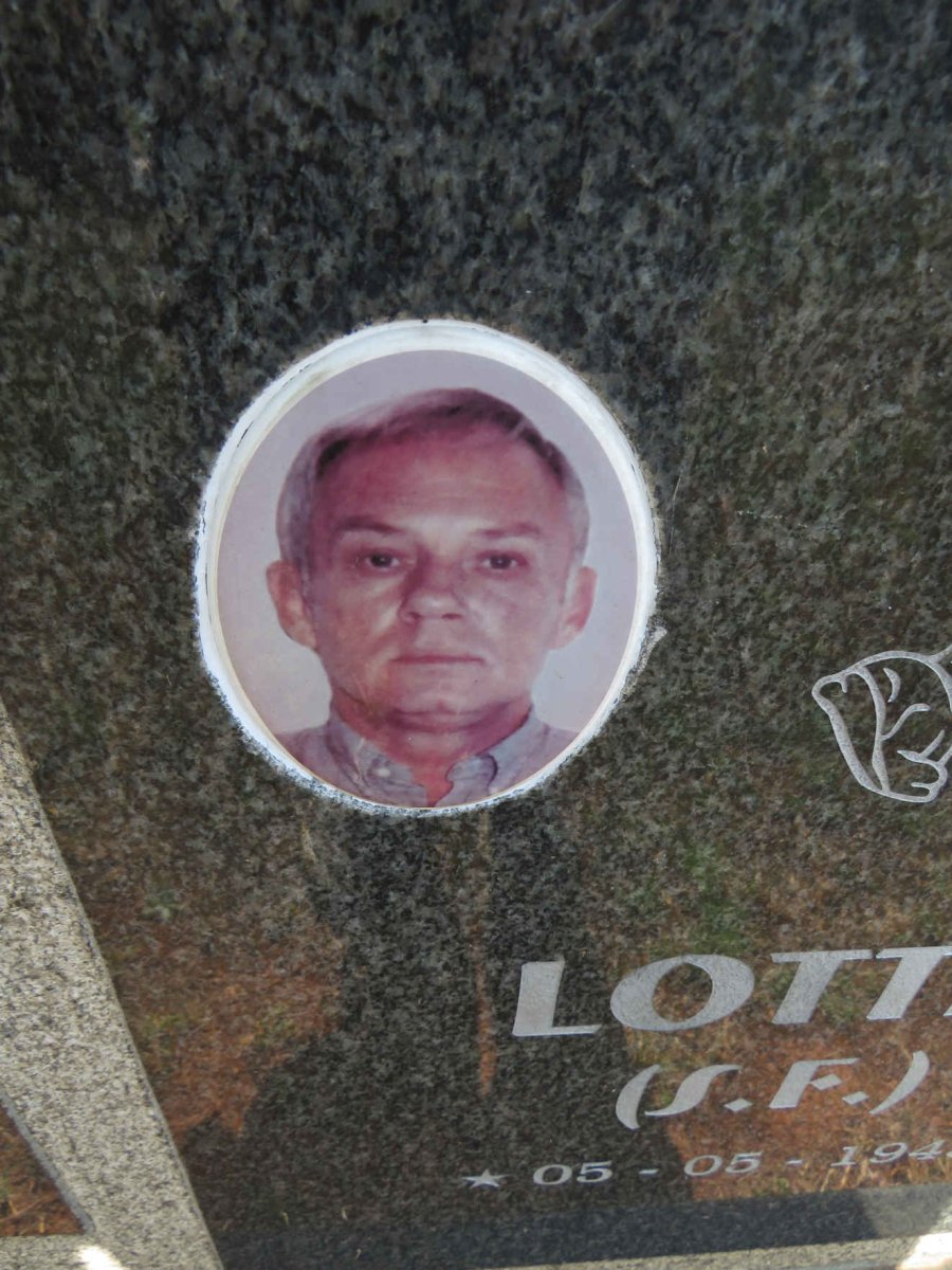 SMIT J.E.P. 1946-2002 & S.F. 1945- _2