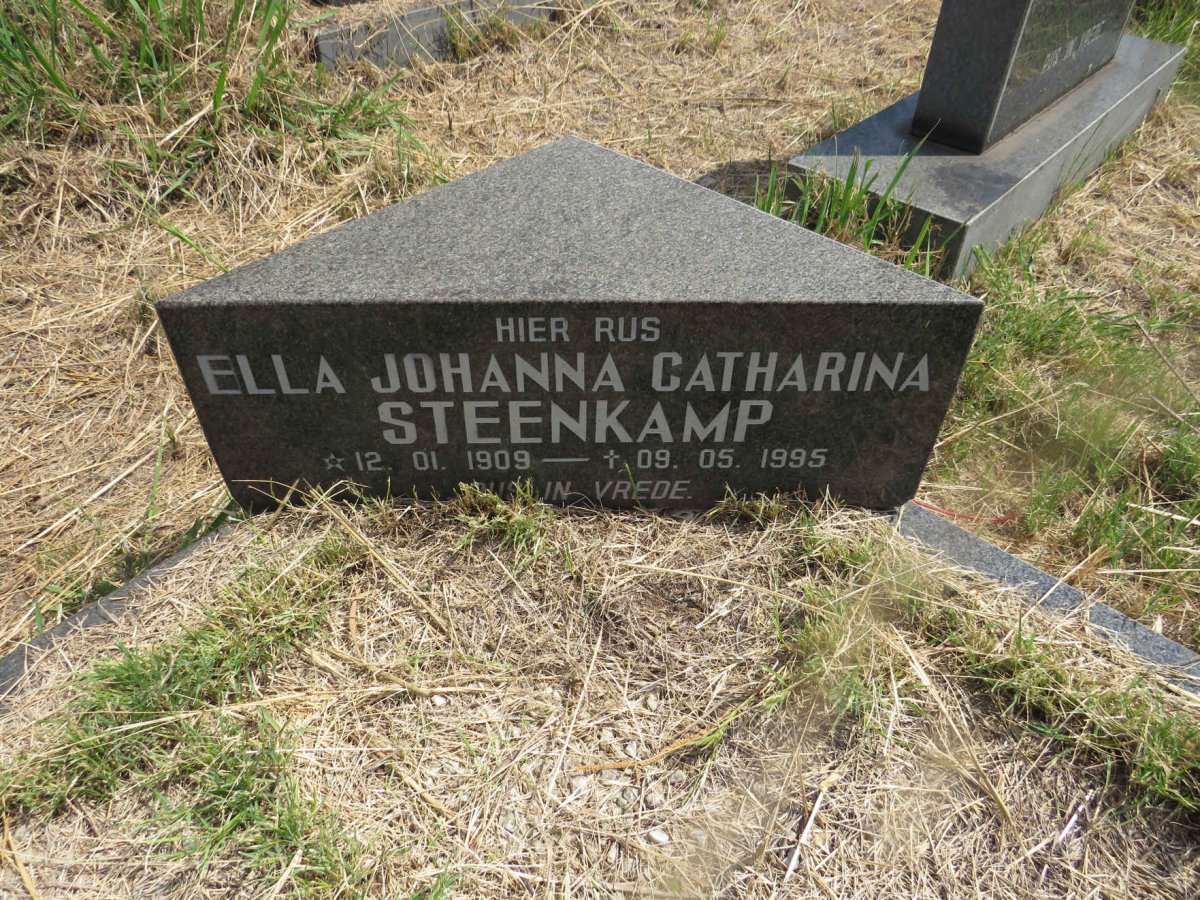 STEENKAMP Ella Johanna Catharina 1909-1995