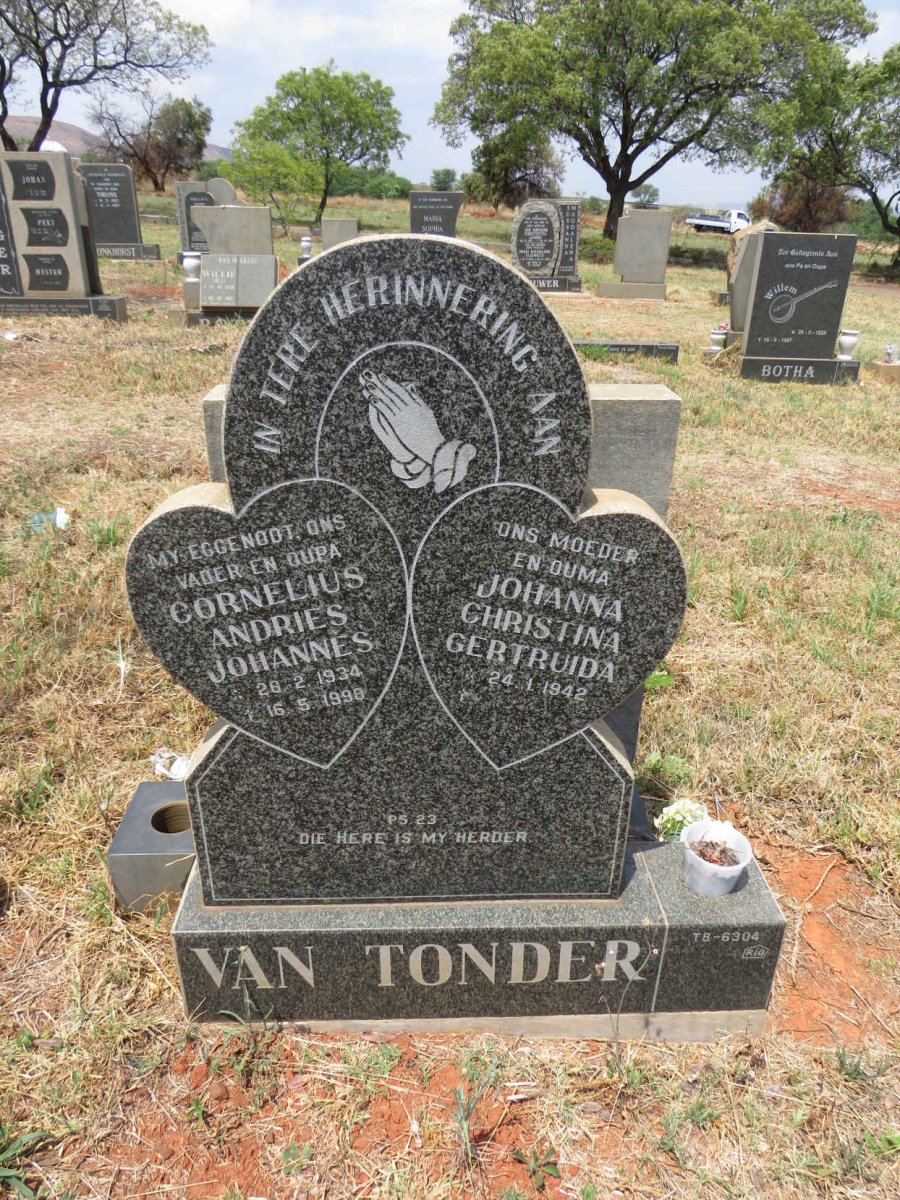 TONDER Cornelius Andries Johannes, van 1934-1998 & Johanna Christina Gertruida 1942-