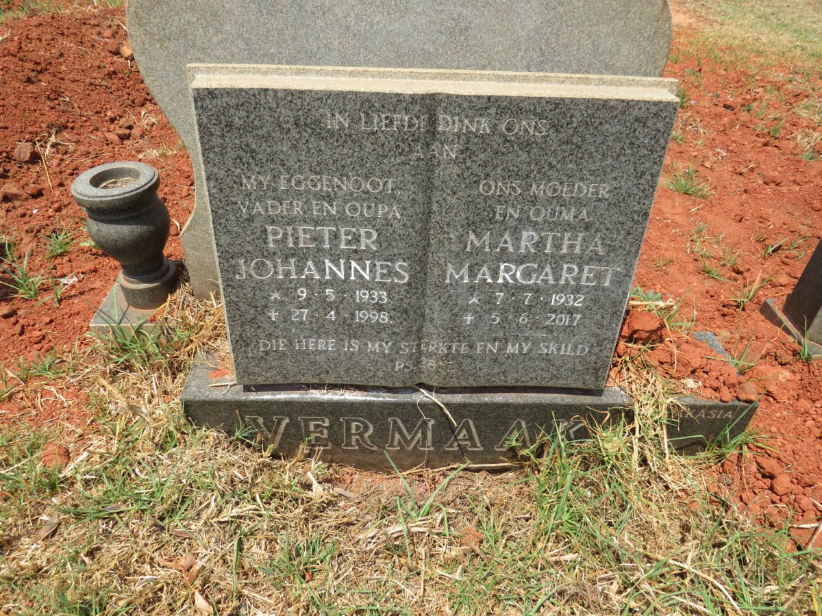 VERMAAK Pieter Johannes 1933-1998 & Martha Margaret 1932-2017