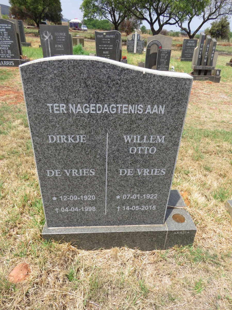 VRIES Dirkje, de 1920-1998 :: DE VRIES Willem Otto 1922-2015