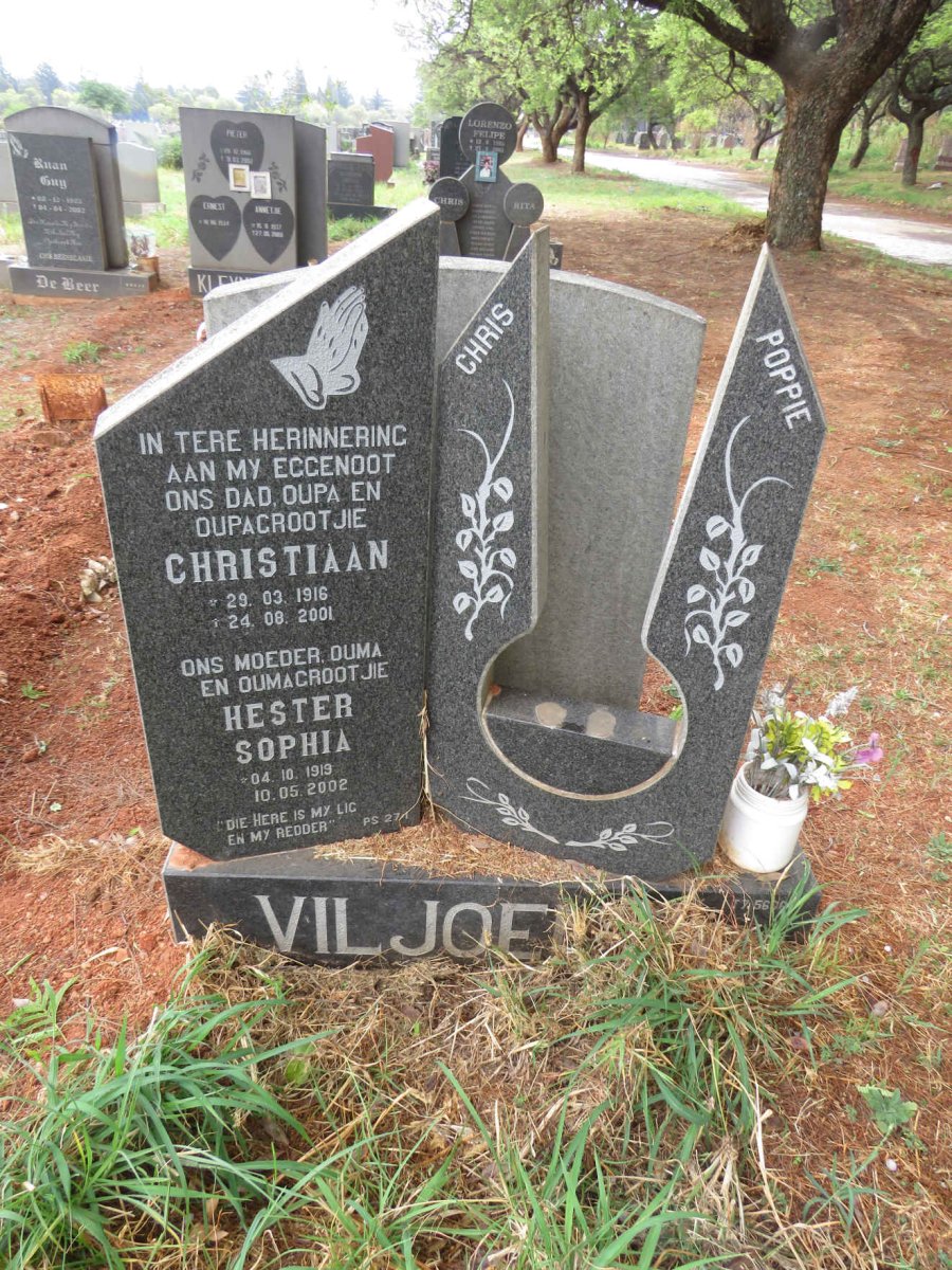 VILJOEN Christiaan 1916-2001 & Hester Sophia 1919-2002