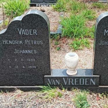 VREDEN Hendrik Petrus Johannes, van 1899-1974 & Johanna Susanna VENTER 1904-1990