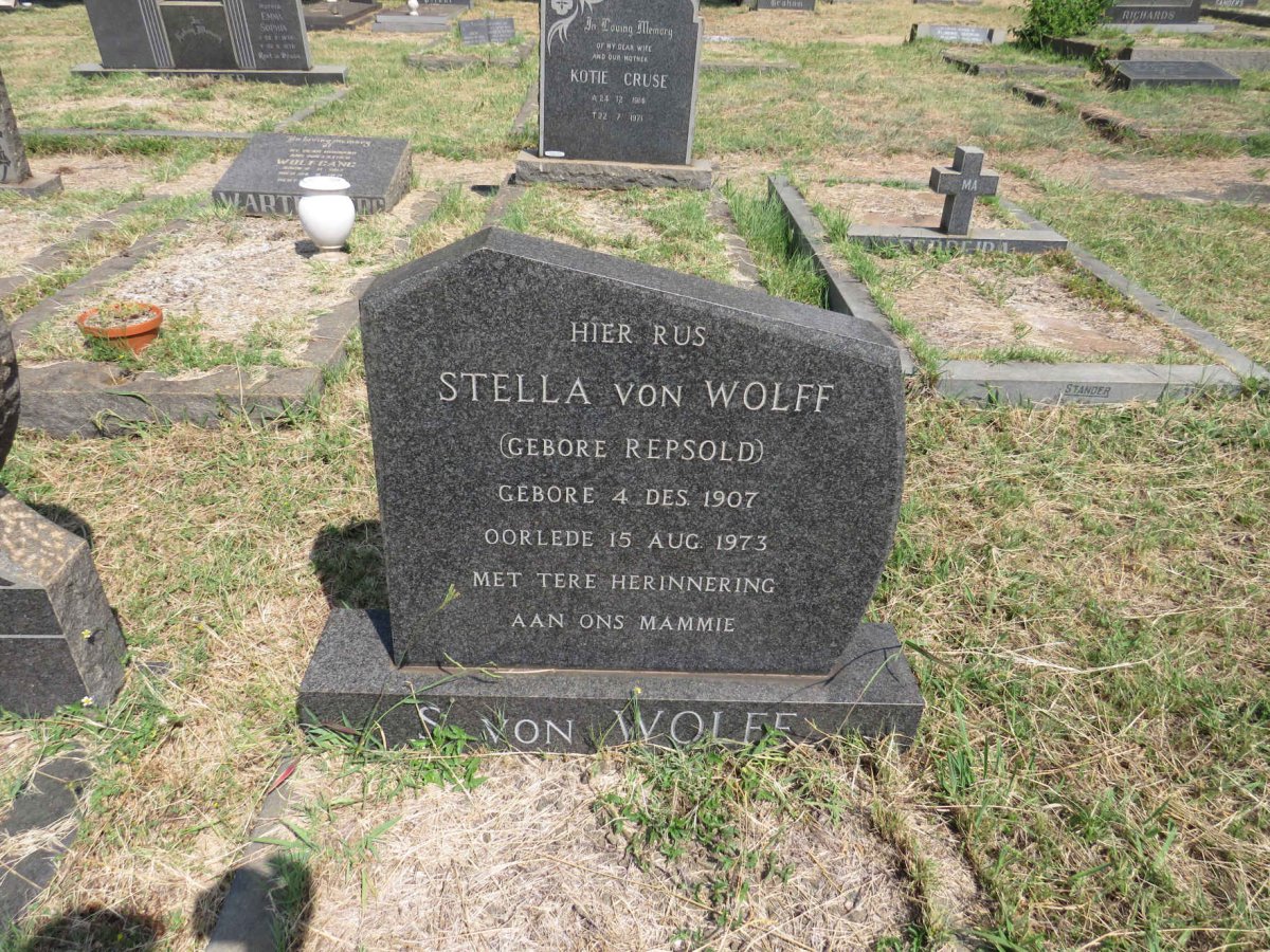 WOLFF Stella, von nee REPSOLD 1907-1973