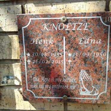 KNOETZE Henk 1955-2015 &amp; Edna 1950-