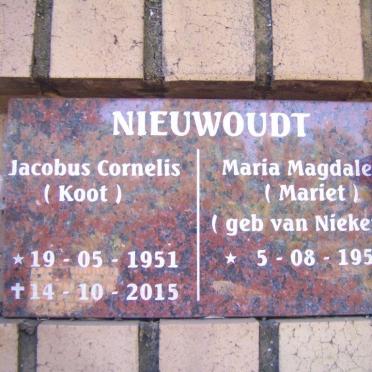 NIEUWOUDT Jacobus Cornelis 1951-2015 &amp; Maria Magdalena VAN NIEKERK 1956-