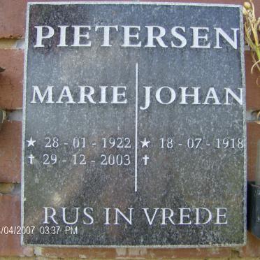 PIETERSEN Johan 1918- &amp; Marie 1922-2003