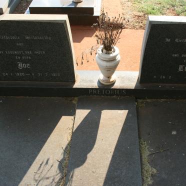 PRETORIUS Joe 1920-1975 &amp; Lizzie -1984