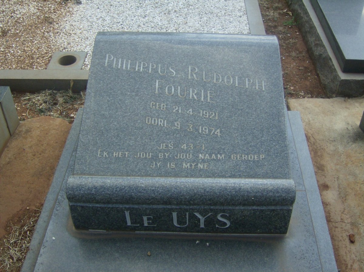 UYS Philippus Rudolph Fourie, le 1921-1974