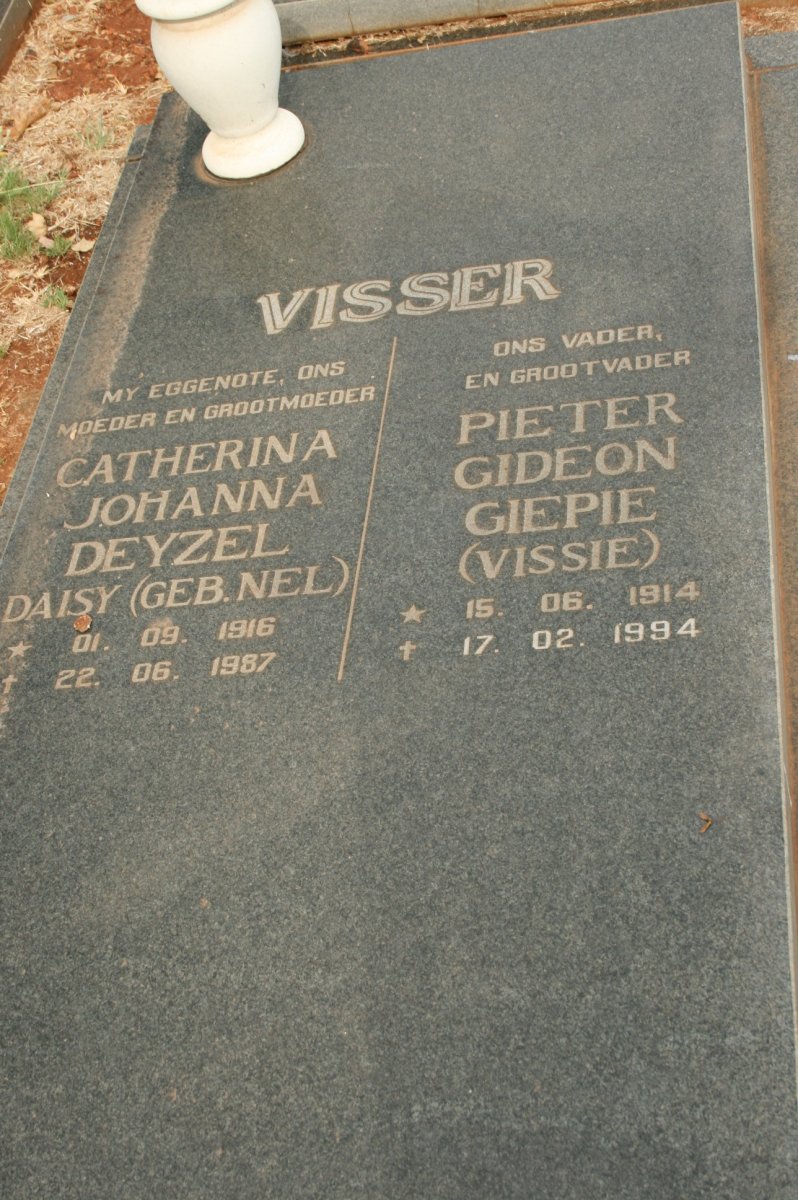 VISSER Pieter Gideon Giepie 1914-1994 &amp; Catharina Johanna Deyzel NEL 1916-1987