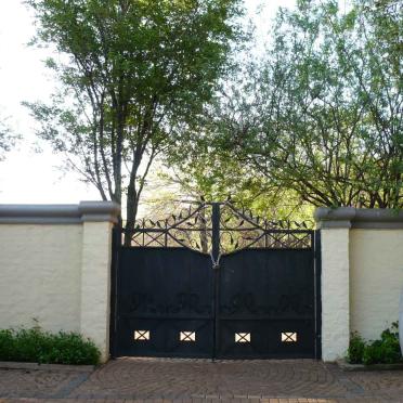 1. Entrance to the cemetery